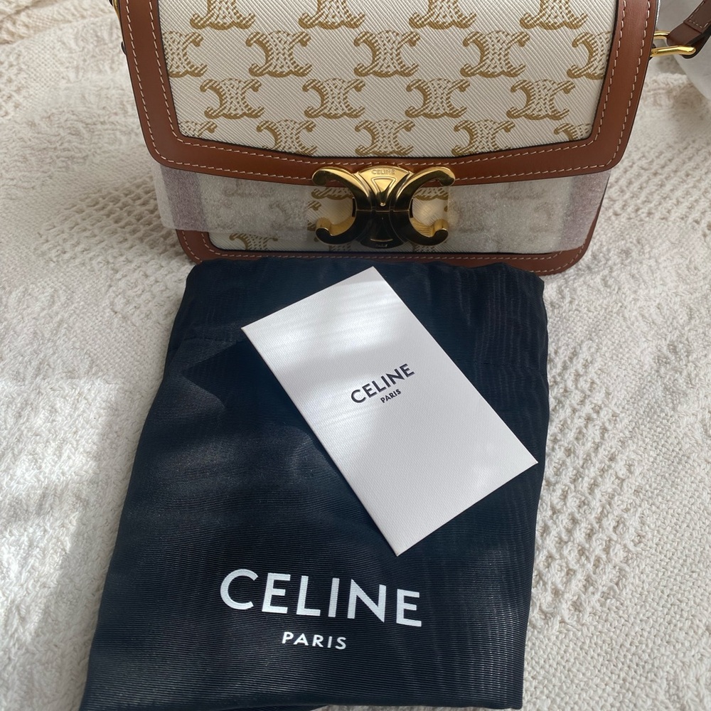 ✅💯Authentic Celine Teen Triomphe Canvas Calfskin Women's Bag